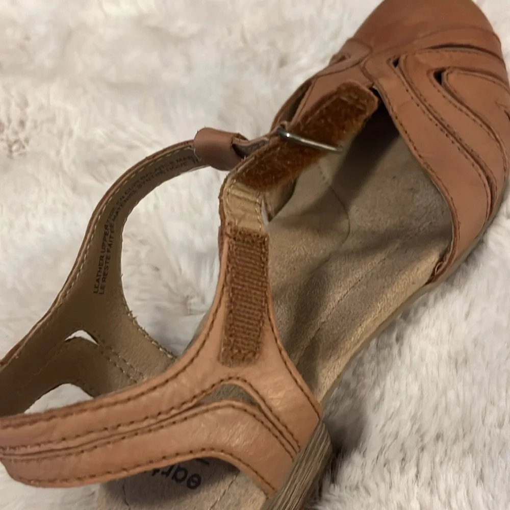 Earth Origins Women’s Tan Neutral Color Leather T Strap Maryjane Heeled Shoes 7